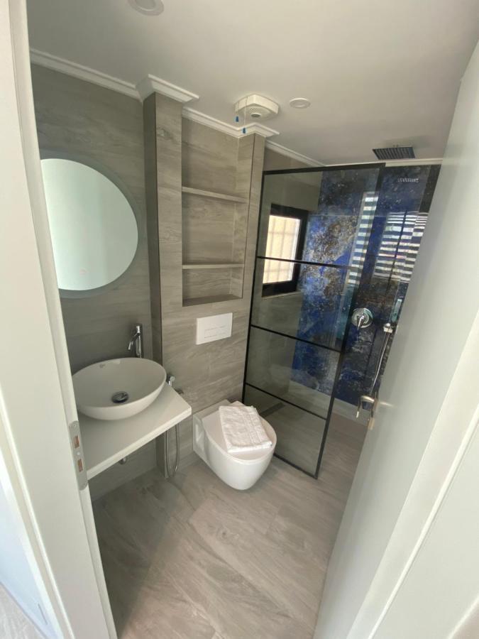Crown Apartment Sarande Luaran gambar