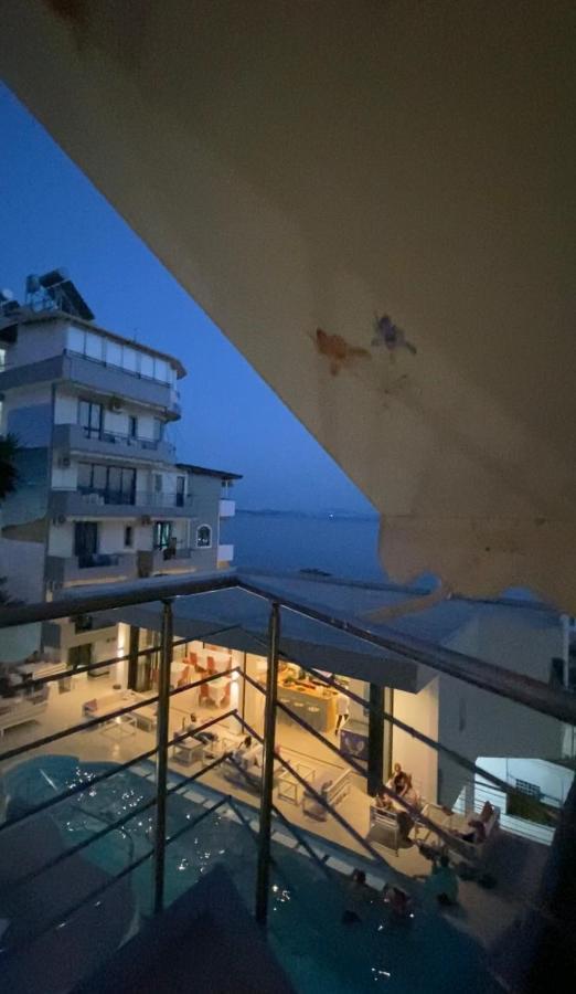 Crown Apartment Sarande Luaran gambar