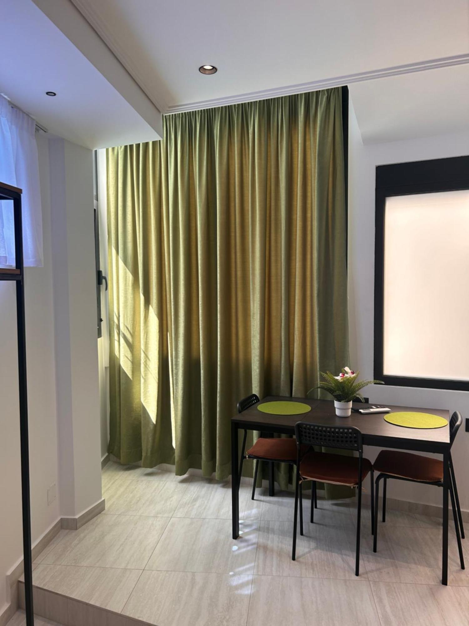 Crown Apartment Sarande Luaran gambar